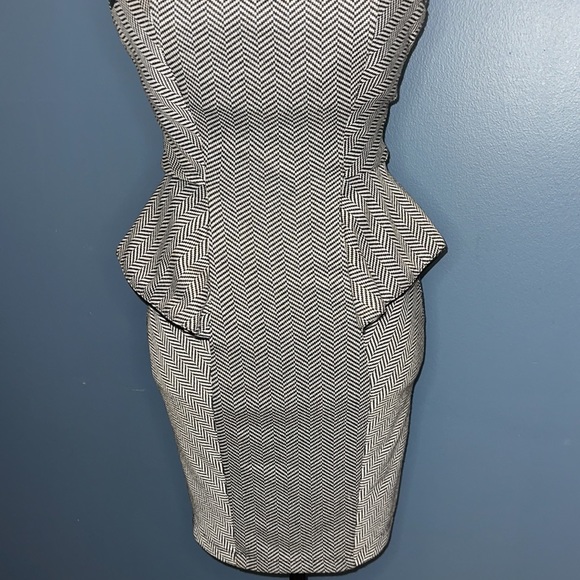 NWT Windsor Ruby Rox Strapless Peplum Dress - Picture 4 of 9